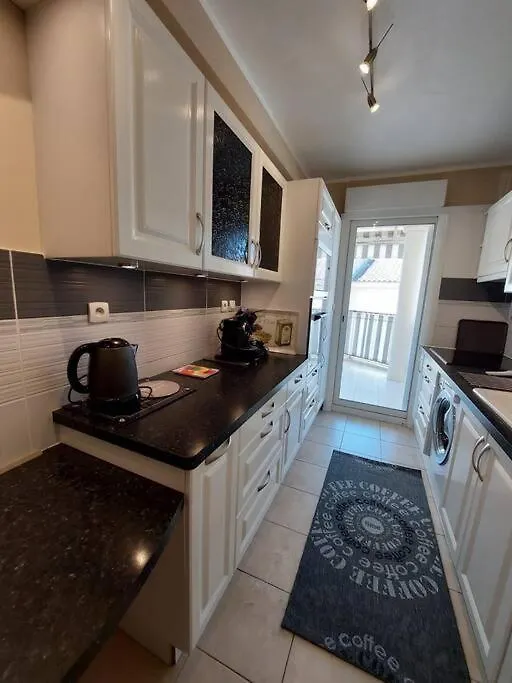 Appartement T3 Agreable, Proche Centre Et Plage. Carqueiranne France