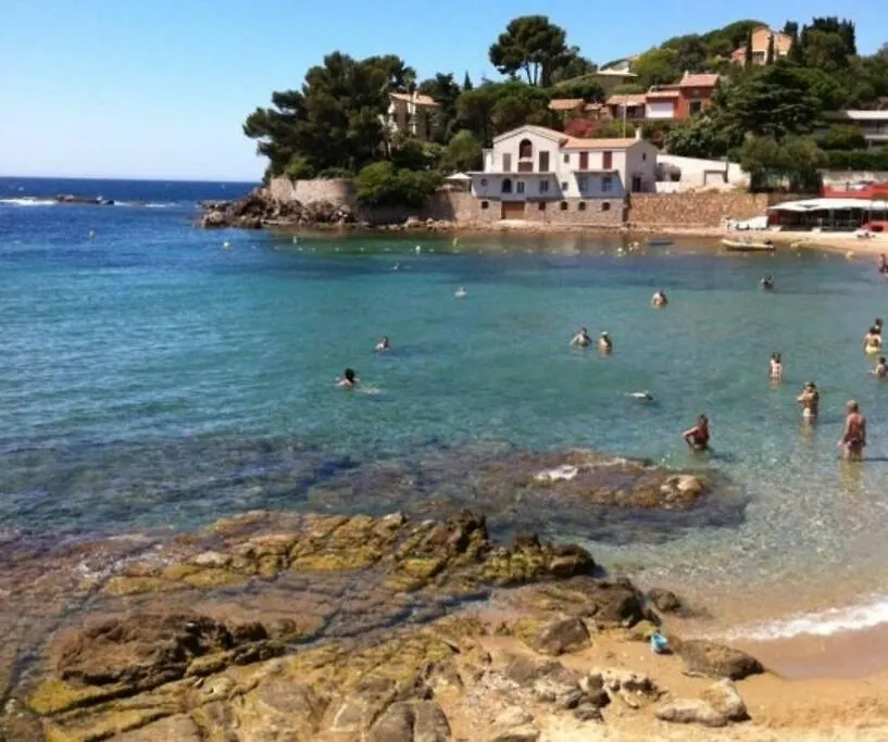 Apartment Appartement T3 Agreable, Proche Centre Et Plage. Carqueiranne