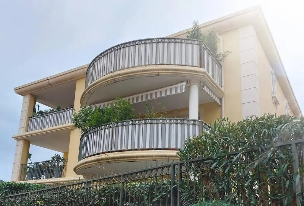 Appartement T3 Agreable, Proche Centre Et Plage. Carqueiranne France